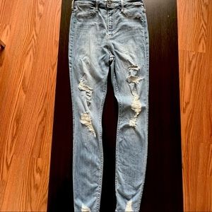 HOLLISTER ripped blue jeans 7R